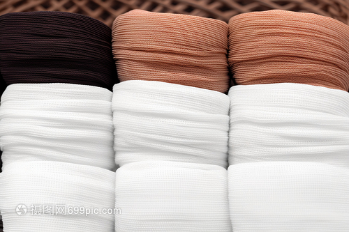 合成纖維粗麻布 現代紡織技術中的多功能材料